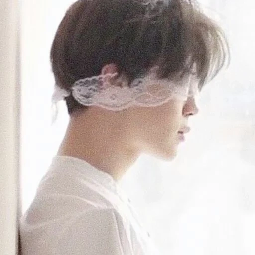 jimin bts, park jimin, jimin bandage, esthétique de jimin, pak jimin esthétique beige