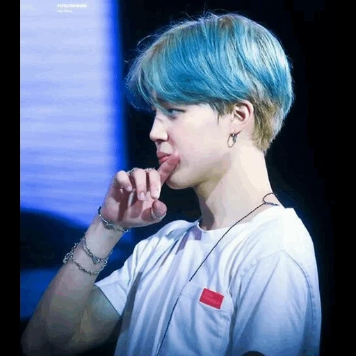 jimin bts, chi min park, chimin bleu, chimin bts cheveux bleus, park ji-min cheveux bleus