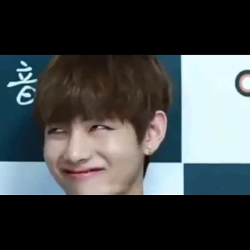 tai heng bts, bts taehyung, tae hyung è divertente, bts face funny, momento divertente della lega giovanile antiproiettile