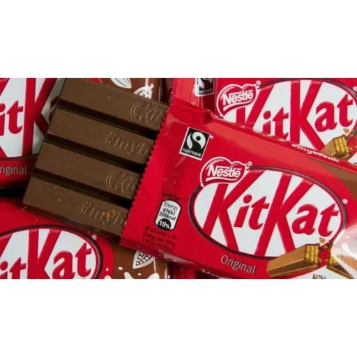 kitkat au chocolat, chocolat chat baleine, bâton de chat baleine, barres de chocolat kith kat, barres de chocolat kitkat avant le 14 février