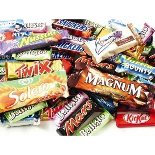 twix a lot candy, sweetheart stick, barres de chocolat twinpix, bonbons snickers mars bounty, chewing-gum au chocolat