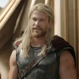 Chris Hemsworth , By : @ZzZzBB