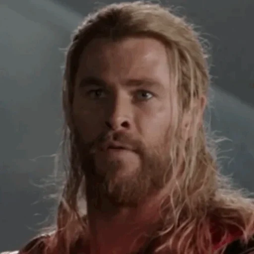 chris hemsworth, chris hemsworth thor, l'acteur chris hemsworth, chris hemsworth image de thor, 5 sans-abri qui sont devenus riches