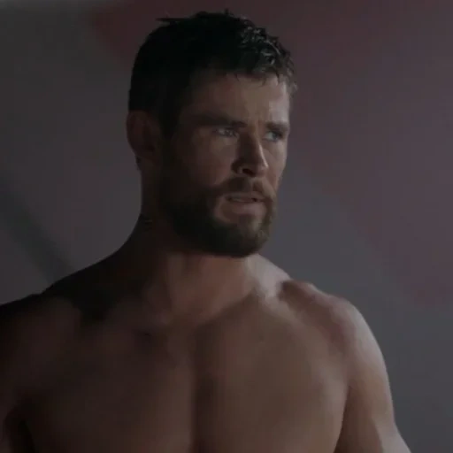 chris hemsworth, chris hemsworth thor, chris hemsworth tors, chris hemsworth thor ragnarok, chris hemsworth thor ragnarok body