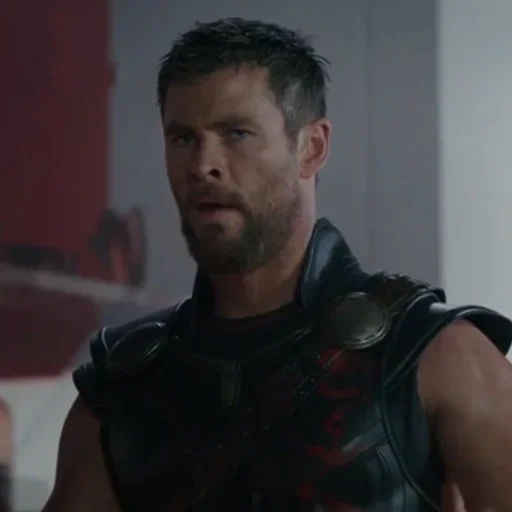 campo del film, chris hemsworth tor 3, chris hemsworth tor love thunder, chris hemsworth thor ragnarok acconciatura, acconciatura chris hemsworth thor ragnarok