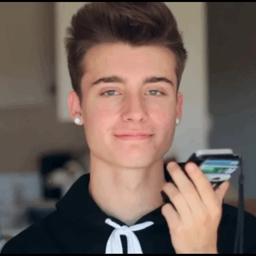 tipo, humano, yanggo chris collins, christopher collins, chris collins weeklychris