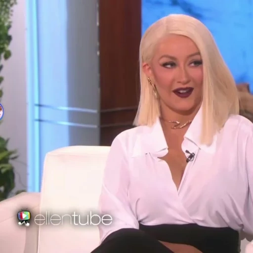 lady gaga, mostrar ellen, gwen stefani agora 2022, christina aguilera show ellen, christina church house 2 para plástico