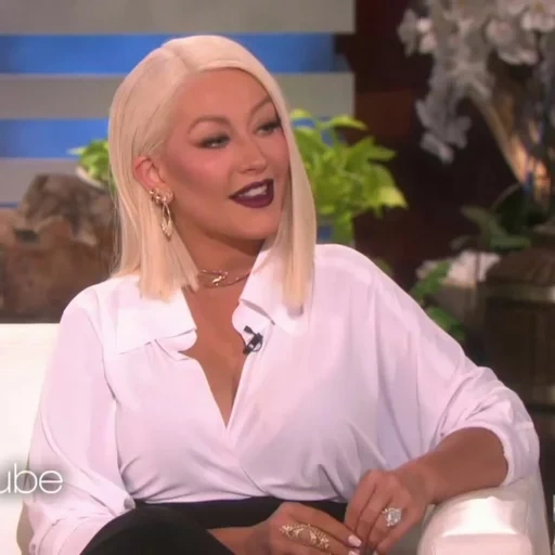 jovem, ellen show, christina aguilera, ellen dedenery, os ellen degeneeres mostram