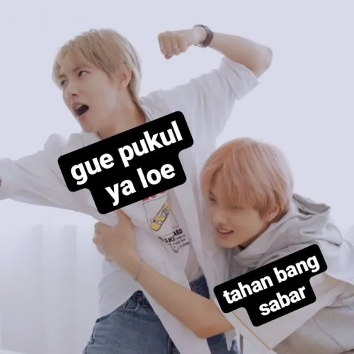 nct, meme nct, bts yoongi, jaehyun nct, i meme bcm si stanno abbracciando