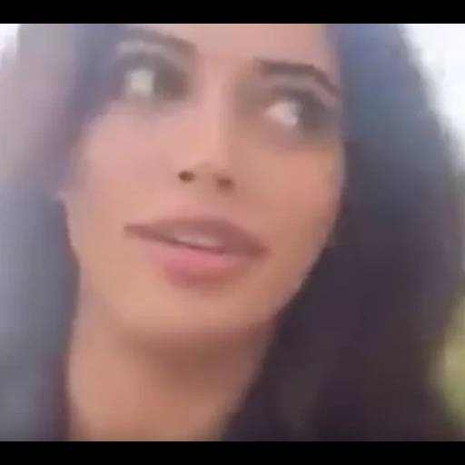 chica, hombre, hermosa chica, malika sherawat ahora