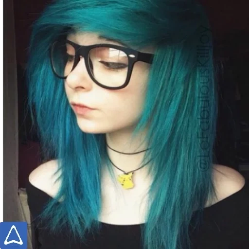 emo hairstyle, the hair is dyed, short blue hair, blue short hair emo, emoba with turquoise hair