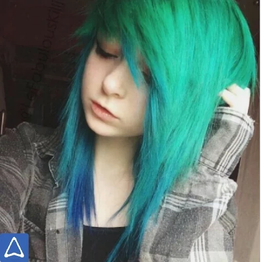 emo hair, emo mint hair, emo with green hair, emocki with green hair, short green hair emo