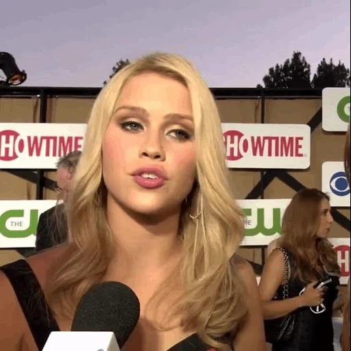 wanita muda, claire holt, tiffany trump, gadis-gadis cantik, hayden panettiere i love you beth cooper