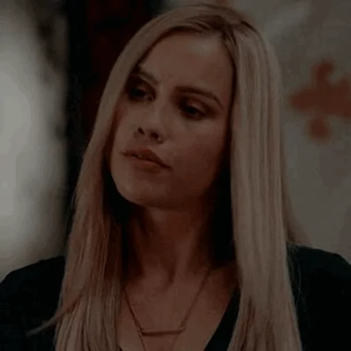 человек, кадр фильма, ребекка майклсон, rebekah mikaelson, rebekah bored lady