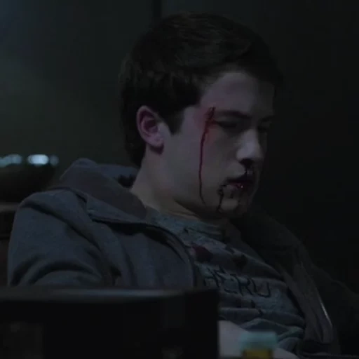 le persone, 13 motivi, le riprese del film, emozioni 0, clay jensen piange 13 motivi