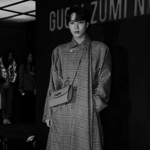 chanel, exo kai, pak chanyeol, bekhen guchchi, robe kai gucci