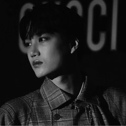 nct, чонгук, чанель, ким чонгук, kim jongin gucci