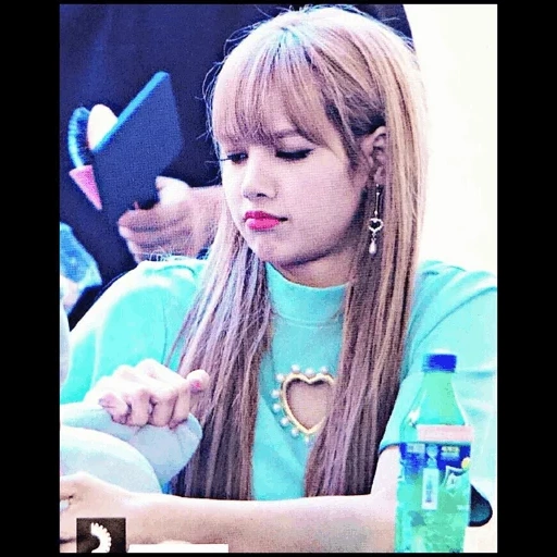 rosa negro, lisa blackpink, lisa black pink, memes blackpink, blackpink lalisa