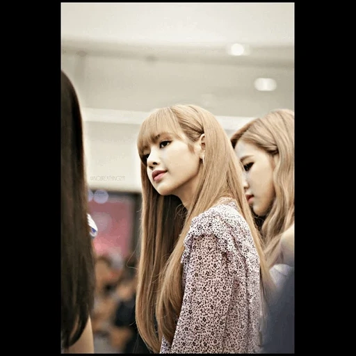 black powder, lisa blackpink, kpop blackpink, jennie blackpink, prinzessin lalisa manoban