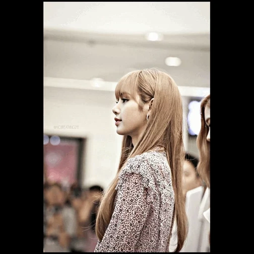 pó preto, lisa blackpink, blackpink lalisa, lalisa manoban bocombe, princesa lalisa mannoban