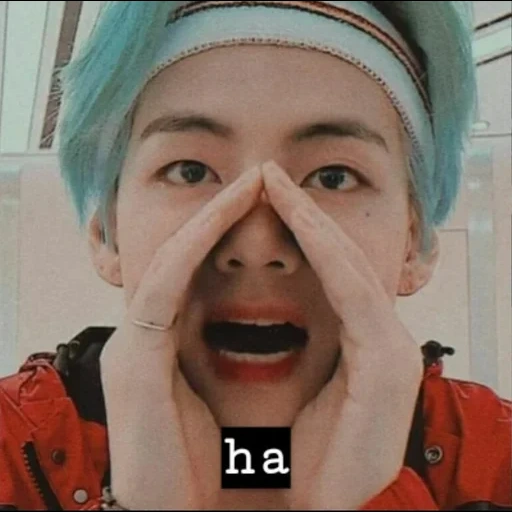 kim tae-hyun, bts snapchat, taehyung bts, tahen lächelt, kim taihang selfie 2019