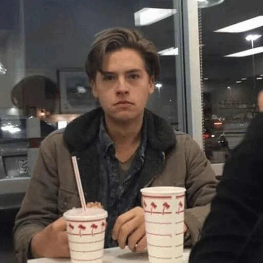 jaghead, riverdale, spores dylan cole, cole spruce is funny, cole sprouse riverdale