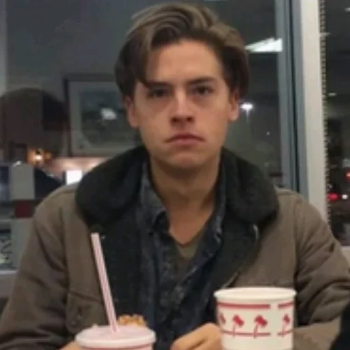 mec, le mâle, sund dylan cole, cole est drôle, cole sprouse riverdale