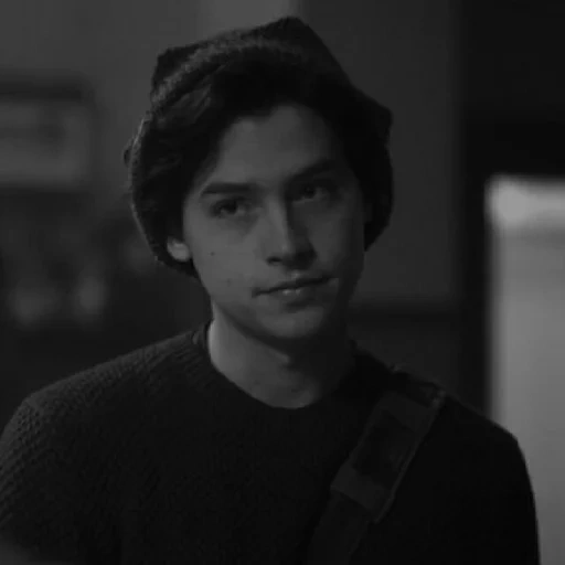 riverdale, jaghead jones, jaghead smiles, spores dylan cole, cole sprouse riverdale