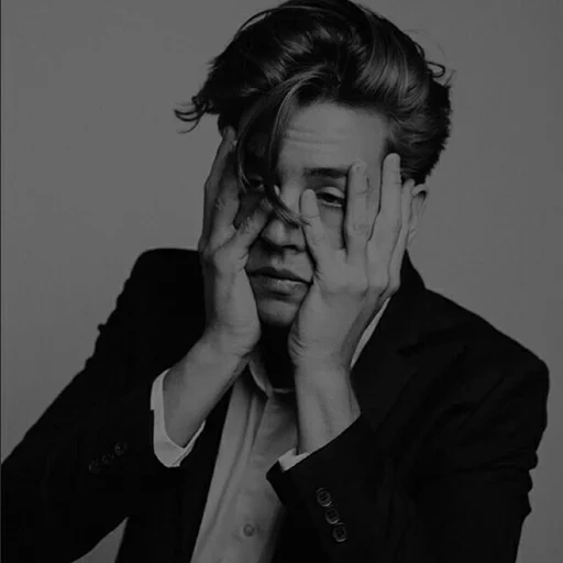 коул спроус, коул спроус чб, спроус дилан коул, коул спроус портрет, cole sprouse riverdale