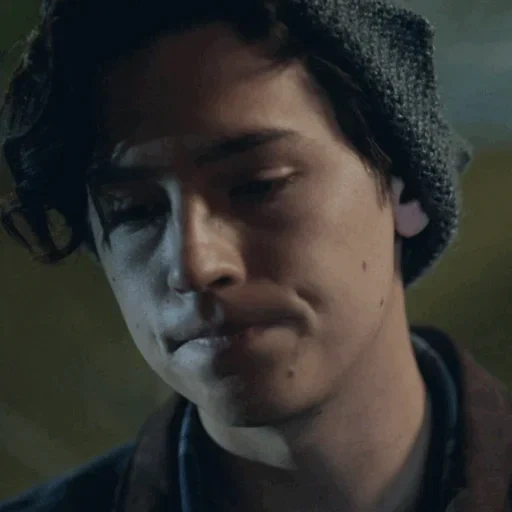 джагхед, джагхед джонс, cole sprouse riverdale, дилан спроус ривердейл, коул спроус ривердейл шапке