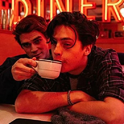 riverdale, série télévisée préférée, spruce dylan cole, cole sprus riverdale, cole sprouse riverdale