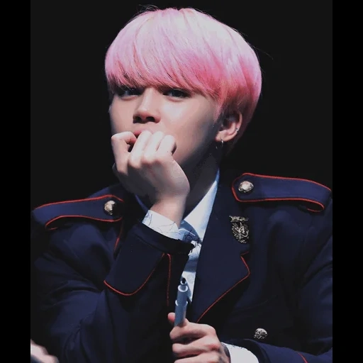 tipo, jimin bts, los muchachos bangtan, 170226 bts hongdae fansign, jimin fansayne con cabello rosa