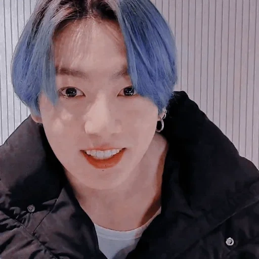 jungkook, jungkook bts, jungkook bts, jungkook com cabelo azul, jungkook com blue hair 2021 broadcast