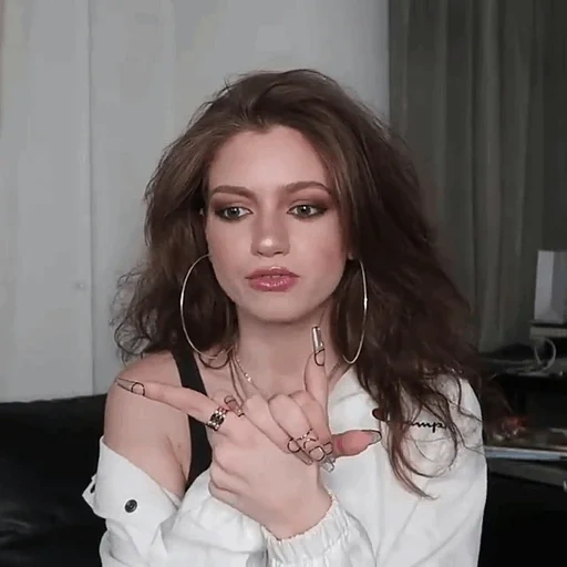 wajah, manusia, wanita muda, martina shtossel 2019, maria grigoryevna lysenko