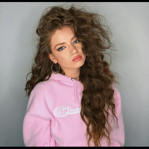 dytto, dytto barbie, curly hair, jenny kudri 2020, hairstyles of curly hair