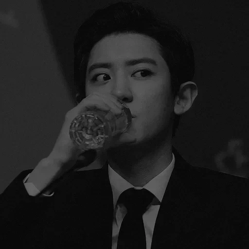 chanel, pak chanyeol, baekhyun exo, exo chanyeol, exo chanel tristeza