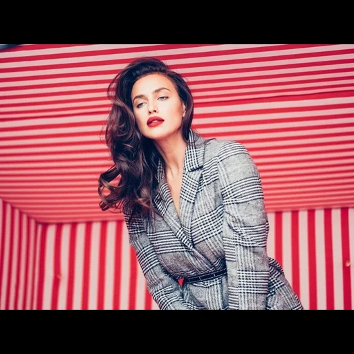 irina shayk, regina todorenko, vavan se besará, irina sayek navidad, john kolta harena irina sheek