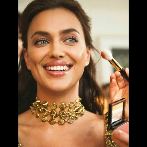 irina shayk, irina shayk model, supermodel irina shayk, irina shake air kiss, irina shake plastic surgery