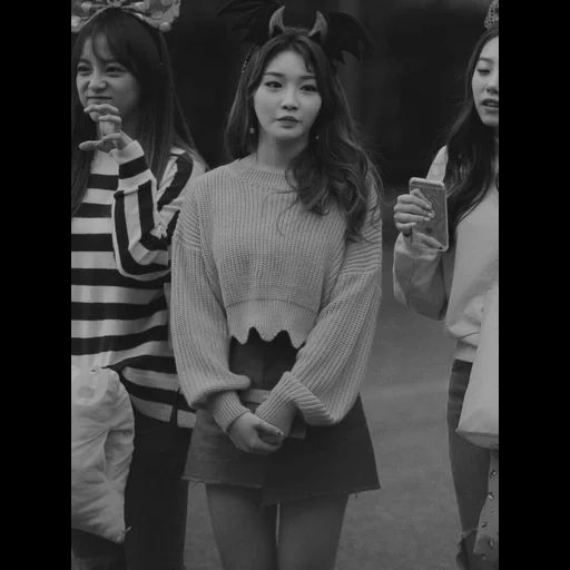 asian, they hired it, chungha, korean actress, before kang mina lost weight