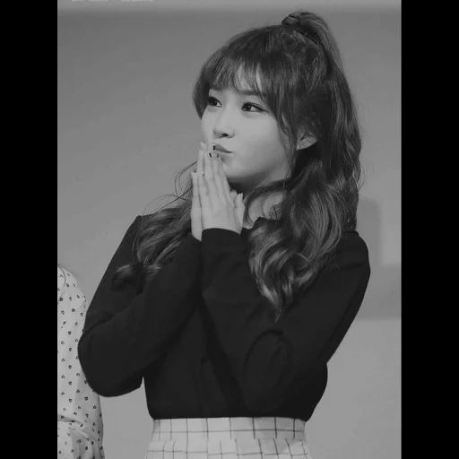 kpop, chungha, mamamoo, gugudan nayeon, spring bangs