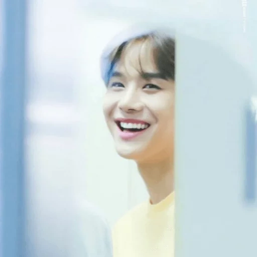 ke idola pop, chkha yun sambil tersenyum, aktor korea, aktris korea, hidupkan drama kekuatan anda