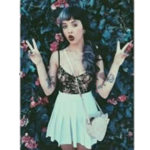 mélanie martinez, melanie martinez surpasse, melanie martinez pleure bébé, oliver tree melanie martinez, le gars melanie martinez oliver