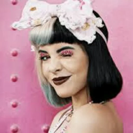 девушка, леди гага, мелани мартинес, melanie martinez, melanie martinez cry baby