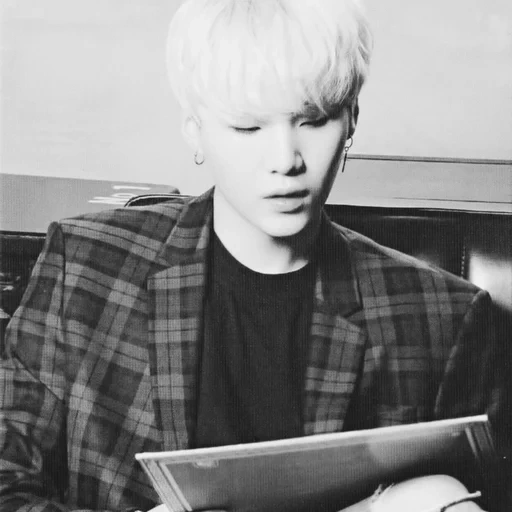 suga, wattpad, yoongi bts, сандер дризен, min yoongi suga