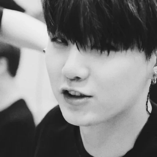 suga, yoongi, bts suga, bts yoongi, bts quema el escenario yoongi