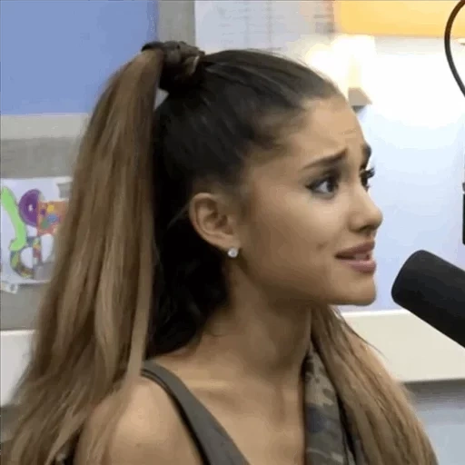 ariana, arianna, the girl, ariana grand, interview mit ariane grande