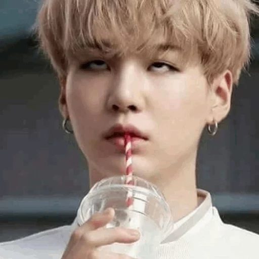 bts suga, yin jiheng, grupo juvenil à prova de balas shujia, yoongi bts, min yongi bts