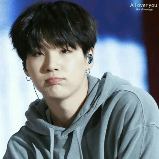 bts suga, grupo júnior à prova de balas de rongji, yoongi bts, zheng zhongguo, bangtan boys