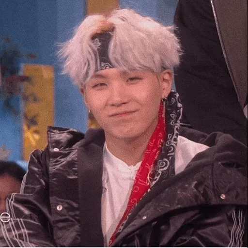 yoongi, grupo juvenil a prueba de balas shu más, yongi bts, monstruo rap, min yongi bts