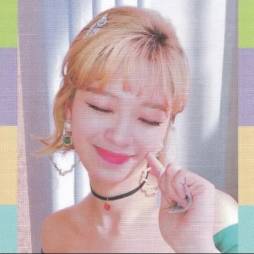 twice, yu chongyong, twice jeongyeon, photocards twice scan, lalisa manoban blackpink 2020